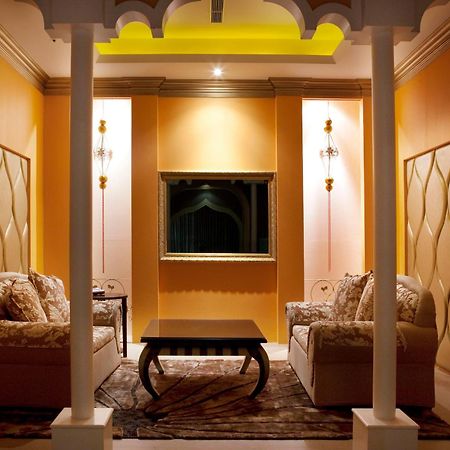 Dubai Motel Yilan Eksteriør bilde
