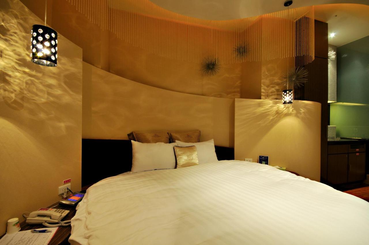 Dubai Motel Yilan Eksteriør bilde