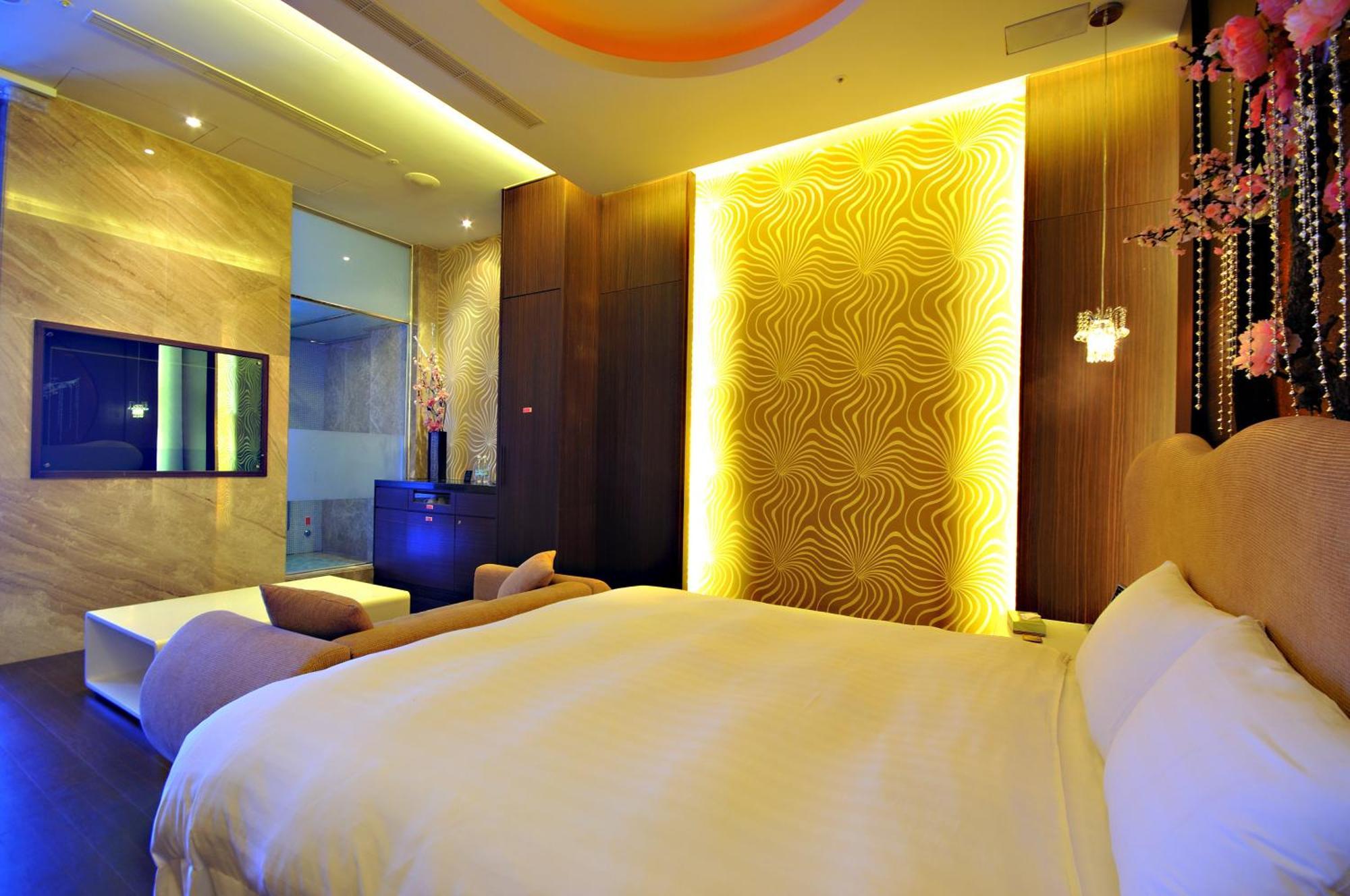 Dubai Motel Yilan Eksteriør bilde