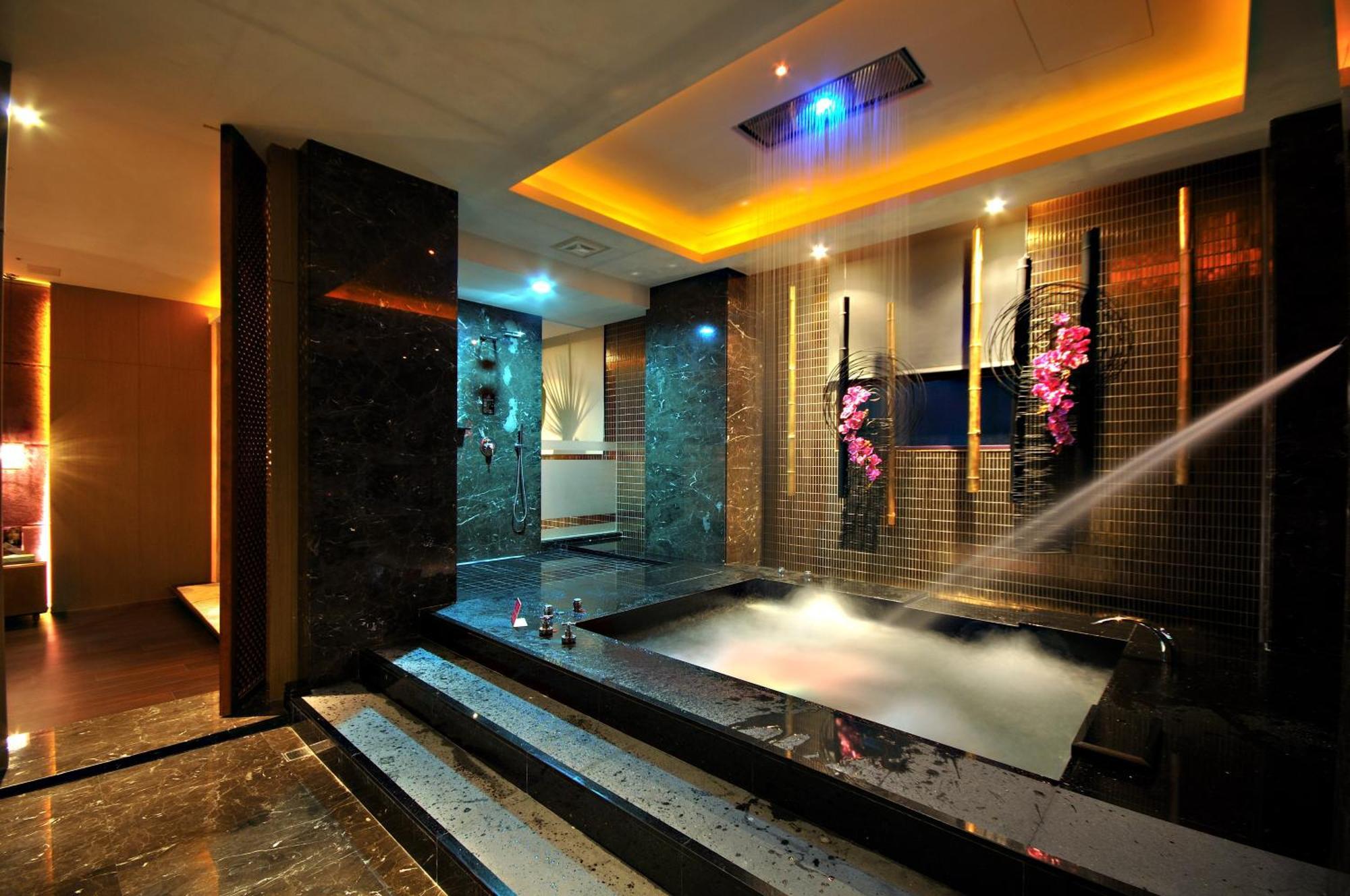 Dubai Motel Yilan Eksteriør bilde