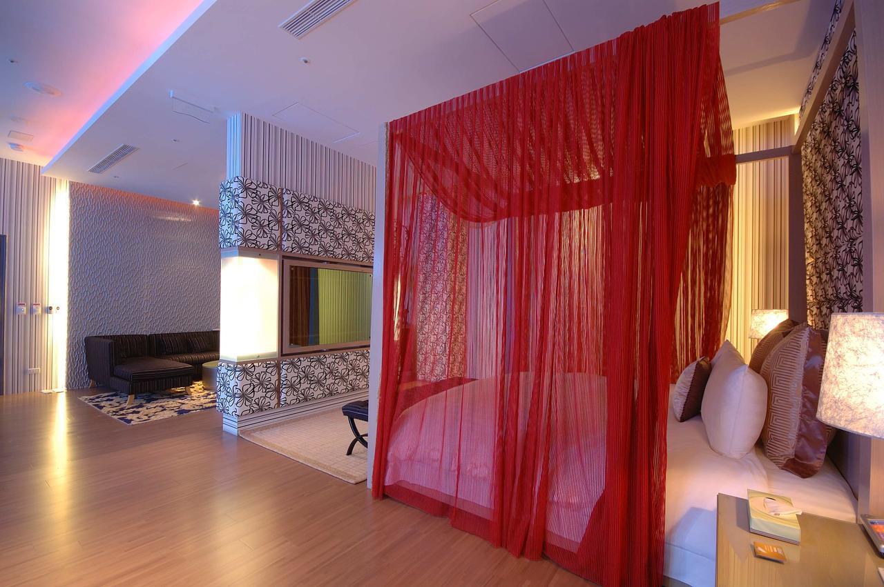 Dubai Motel Yilan Eksteriør bilde