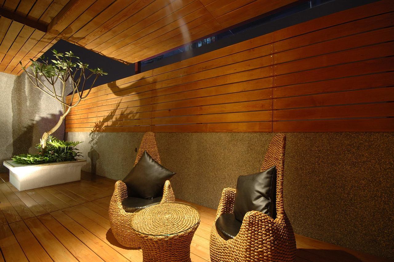 Dubai Motel Yilan Eksteriør bilde