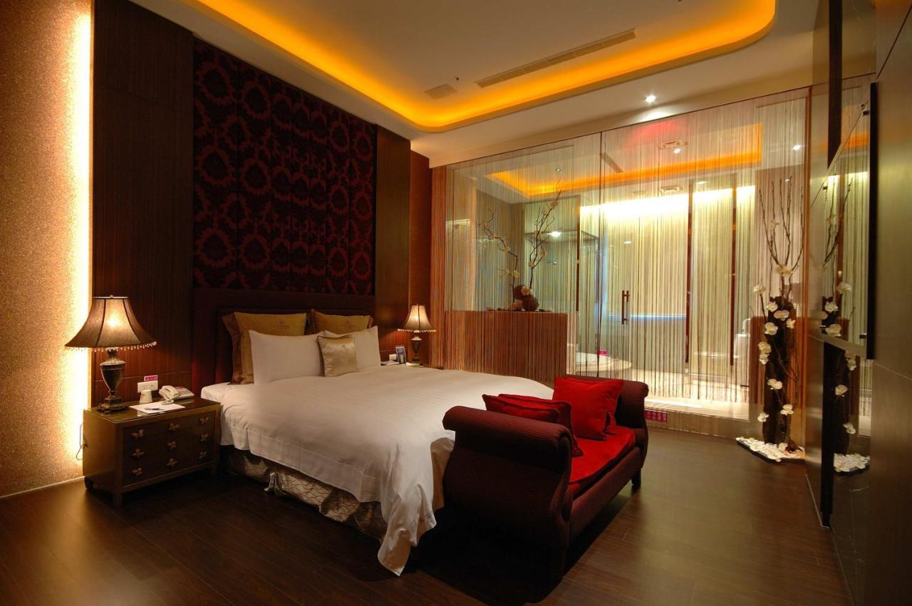 Dubai Motel Yilan Eksteriør bilde